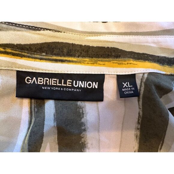 Gabrielle Union New York and Company Tropical Print Button Down Top Size XL - Picture 4 of 4